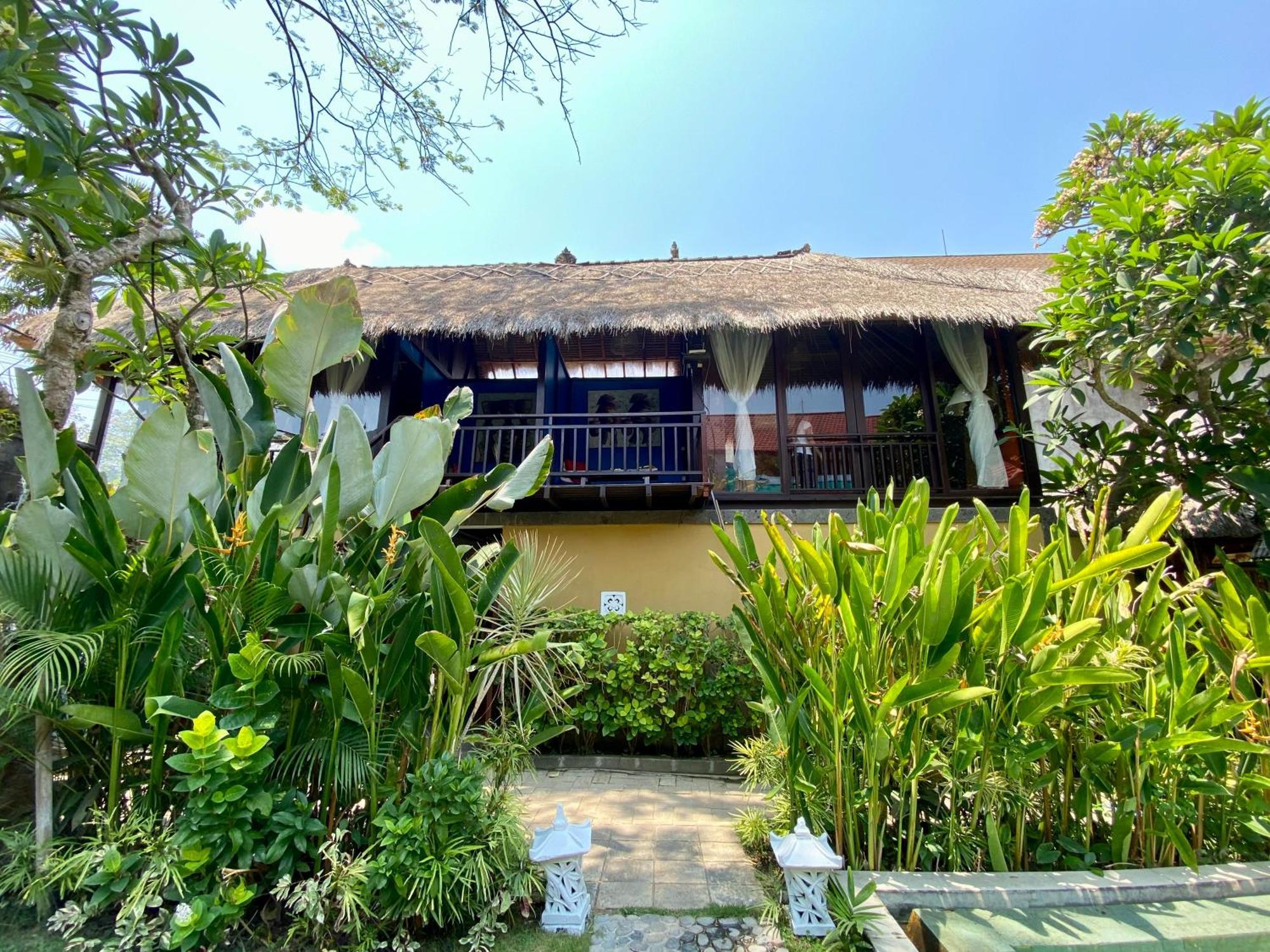 Little Tree House Hotel Sanur Стая снимка