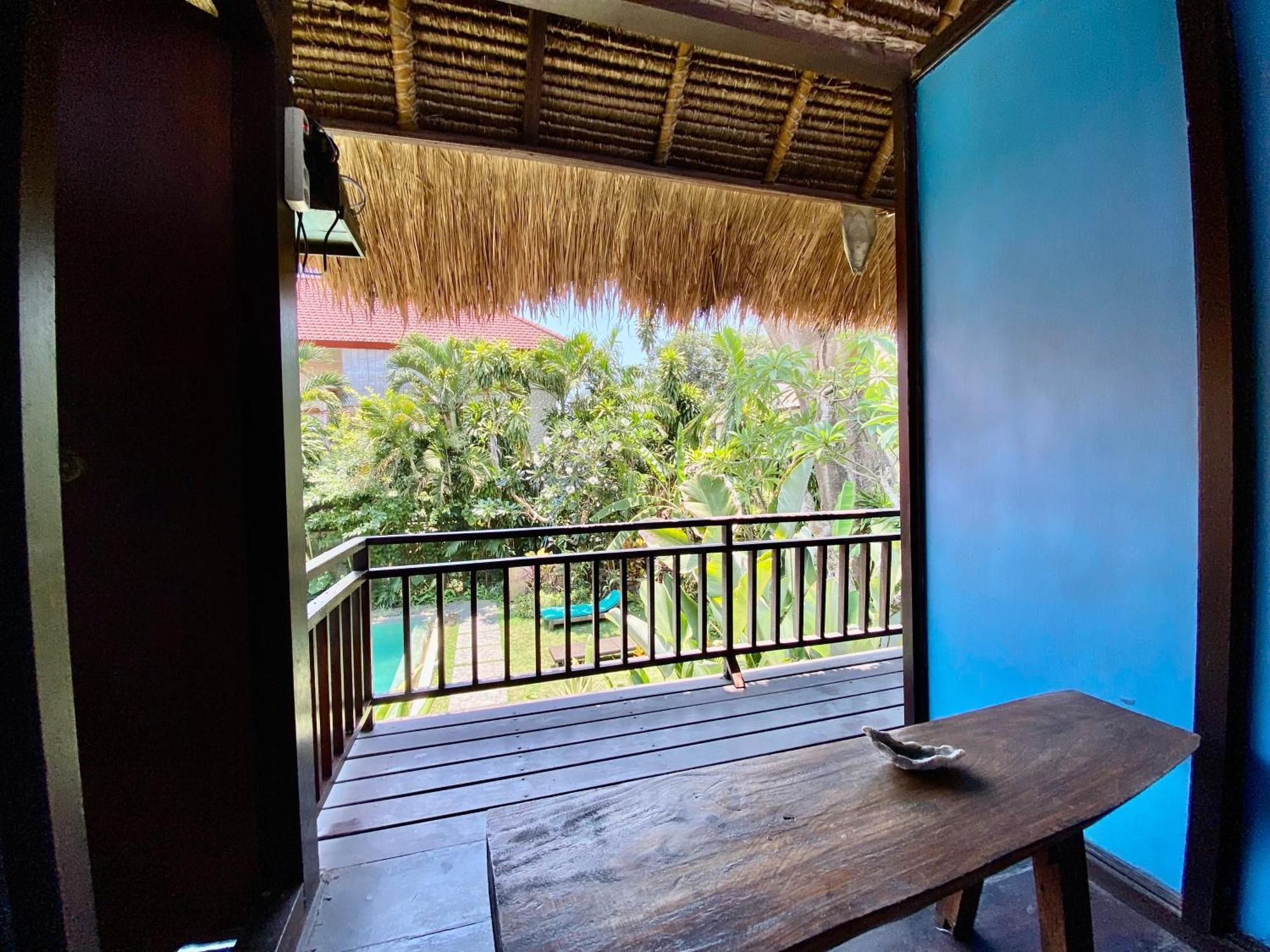 Little Tree House Hotel Sanur Стая снимка