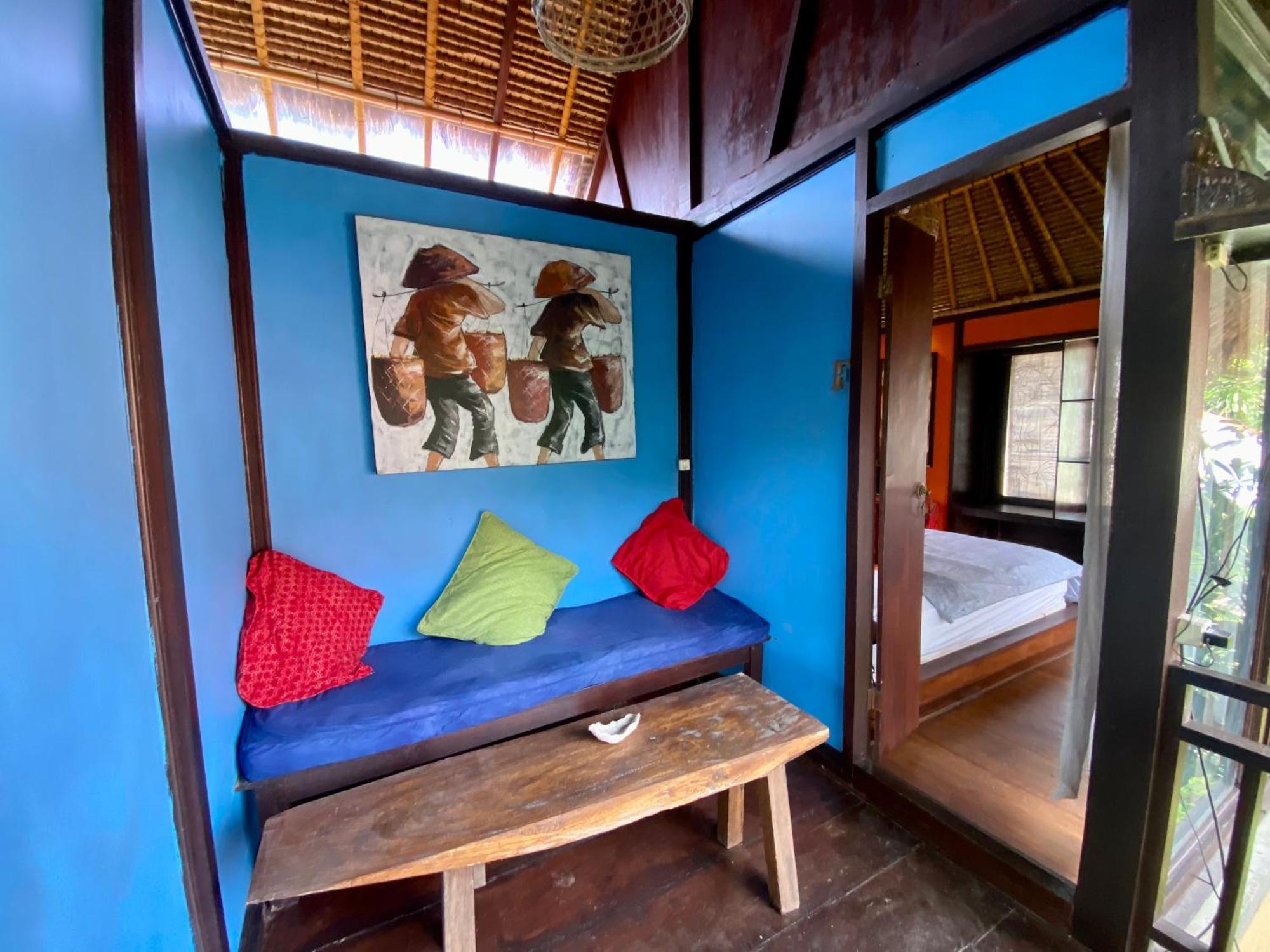 Little Tree House Hotel Sanur Стая снимка