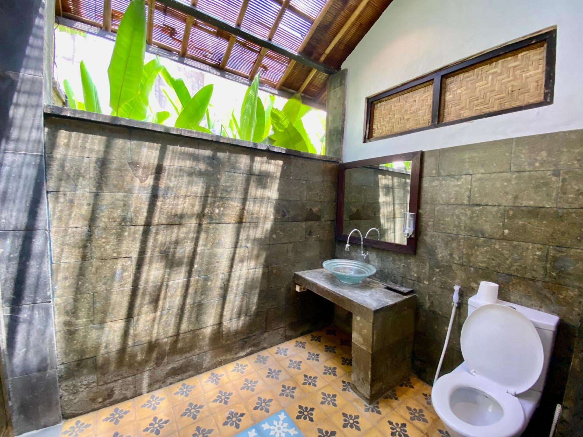 Little Tree House Hotel Sanur Стая снимка